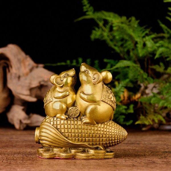Tặng phẩm cho người tuổi Tý