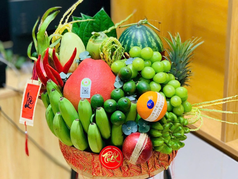 cach-lam-gio-trai-cay-ngay-tet-ngu-qua