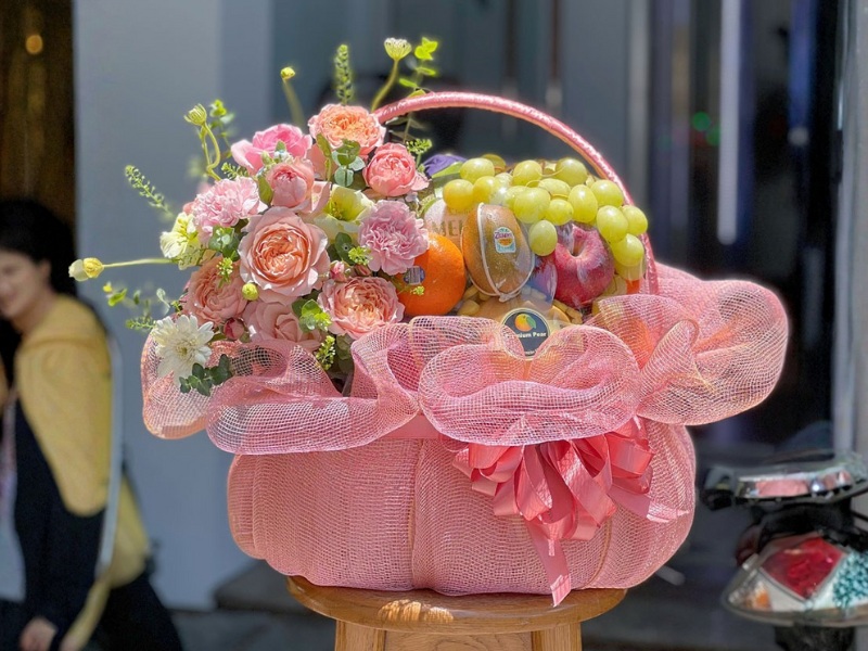 cach-lam-gio-trai-cay-ngay-tet-phoi-hoa-cam-chuong