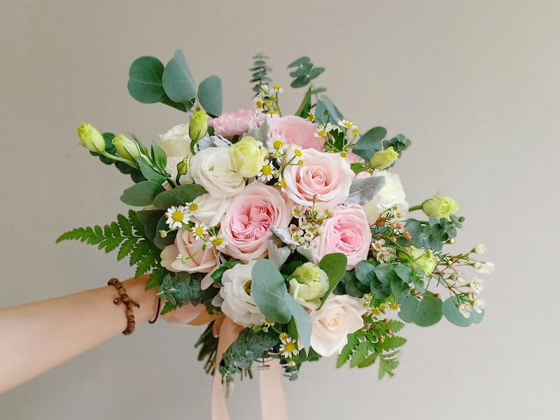 hoa-cam-tay-co-dau-handmade