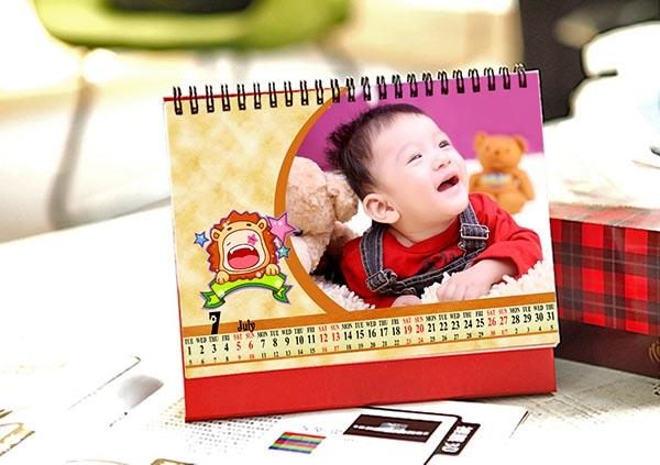 in hình lên lịch để bàn 4