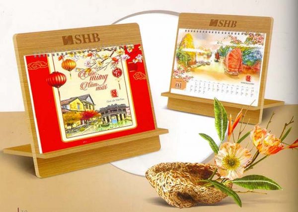 lịch bàn đế gỗ 14