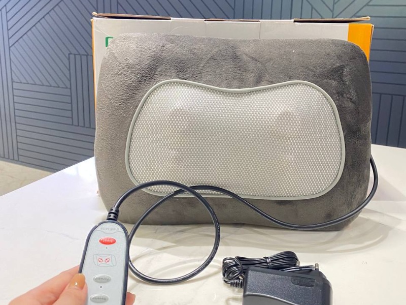 mua-qua-cho-me-goi-massage