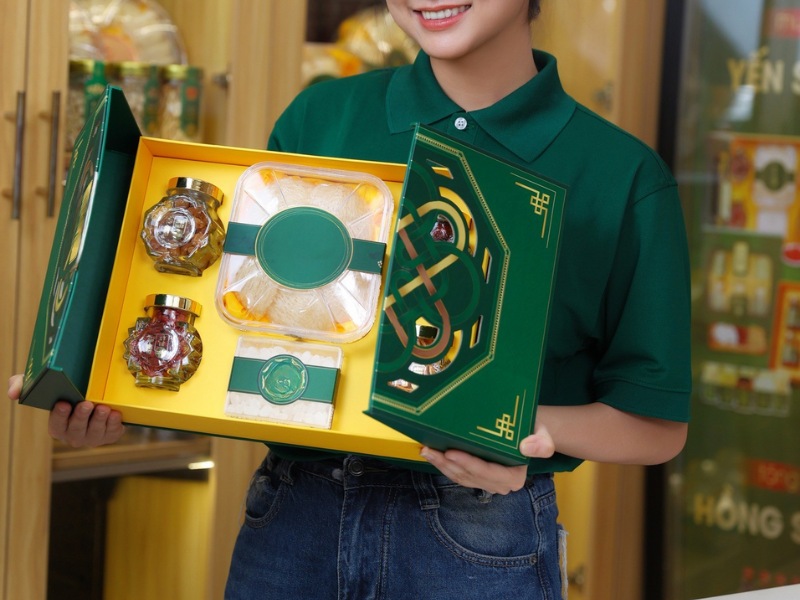 nhung-mon-qua-giang-sinh-y-nghia-yen-sao