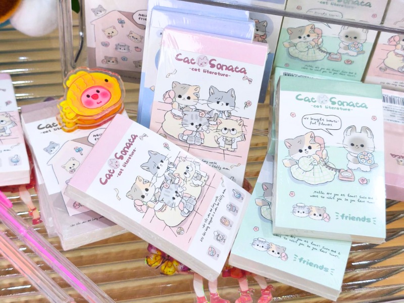 qua-8-3-cho-ban-cung-lop-ban-than-notepad
