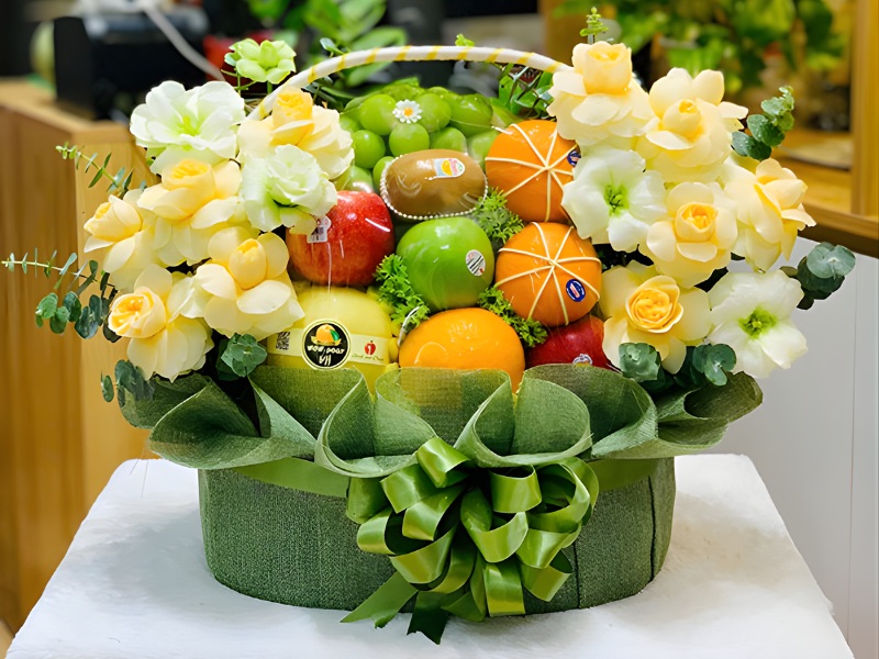 qua-8-3-cho-khach-hang-gio-hoa-qua