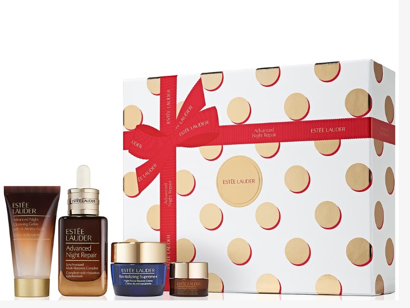 qua-8-3-cho-khach-hang-my-pham