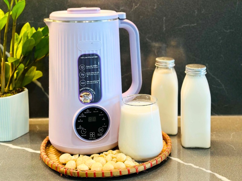 qua-8-3-cho-nang-may-lam-sua-hat