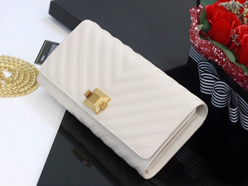 qua-chia-tay-sep-vi-clutch