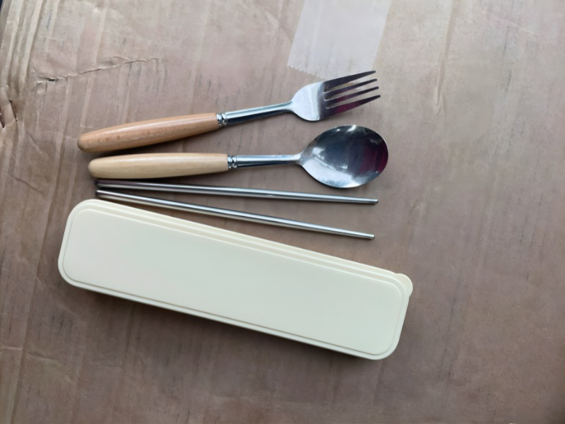 qua-doanh-nghiep-gia-re-set-thia-nia-dua