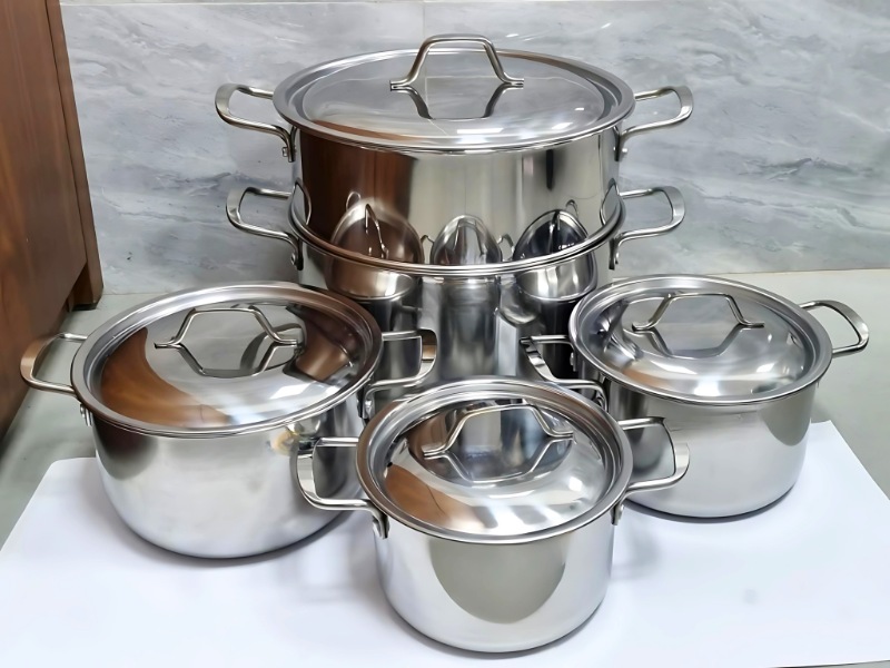 qua-mung-8-3-cho-me-chong-bo-noi-inox