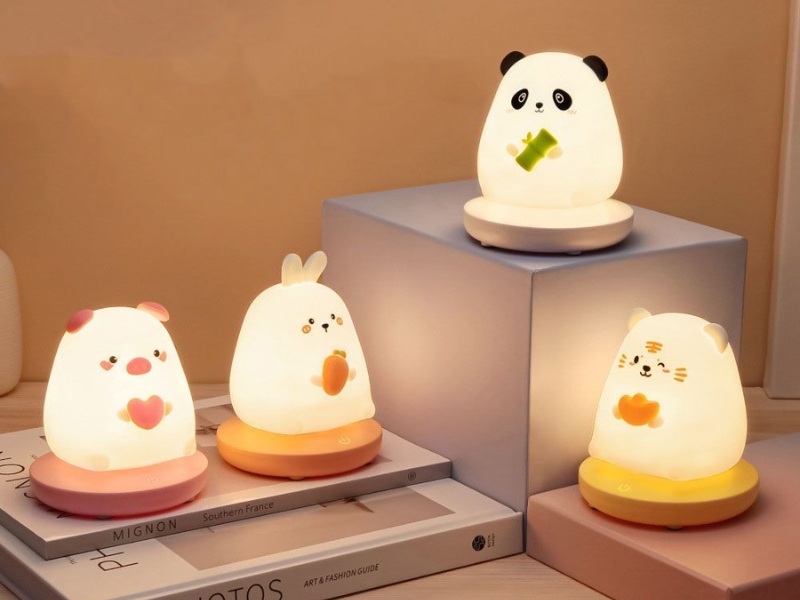 qua-noel-cho-be-gai-den-ngu