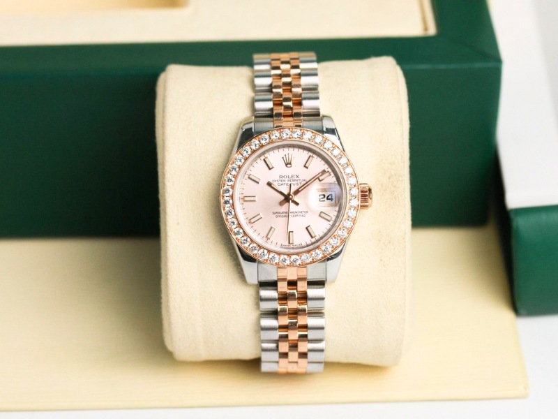 qua-noel-y-nghia-cho-vo-dong-ho