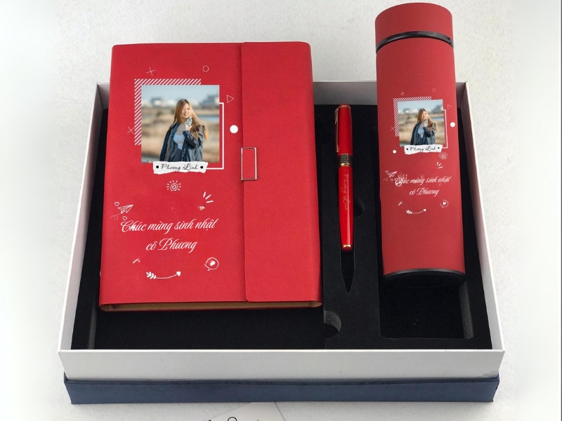 qua-sinh-nhat-cho-co-giao-giftset-so-tay-binh-giu-nhiet