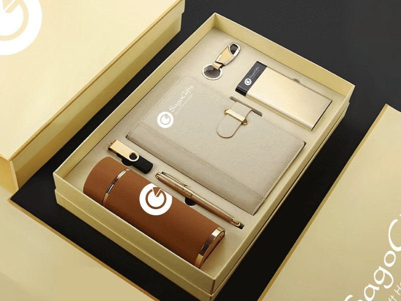 qua-tang-cho-doi-tac-nu-ki-ket-hop-tac