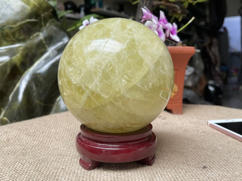 qua-tang-cho-sep-nam-qua-cau-phong-thuy