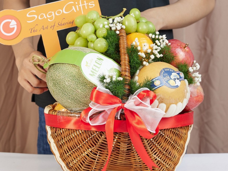 qua-tang-co-giao-chu-nhiem-gio-trai-cay