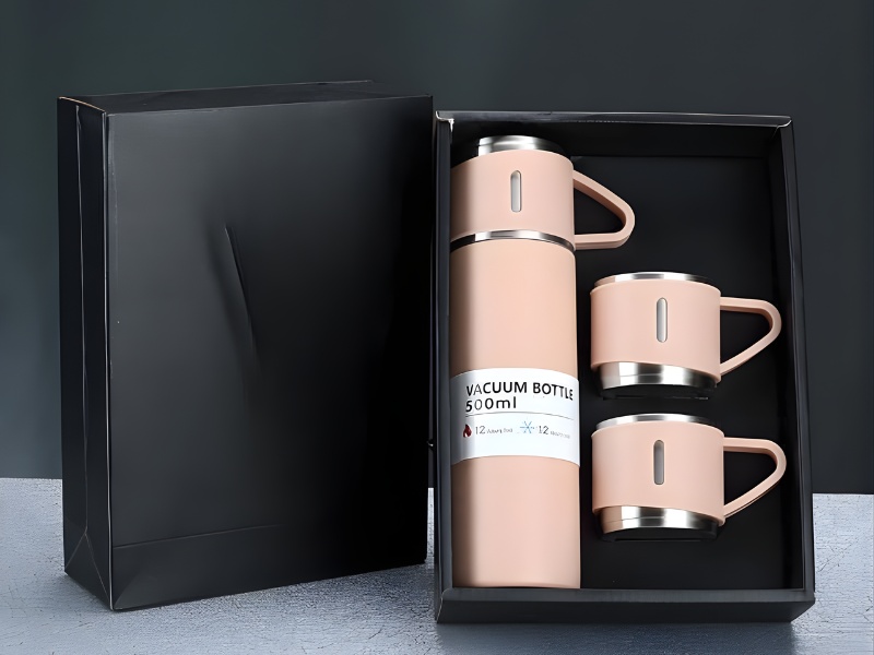 qua-tang-co-giao-mam-non-binh-giu-nhiet