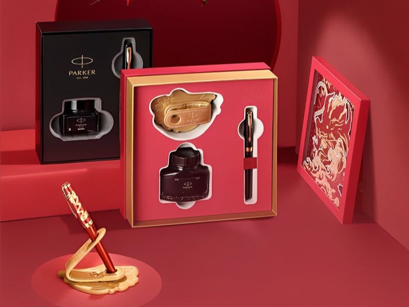 qua-tang-co-giao-mam-non-but-ky