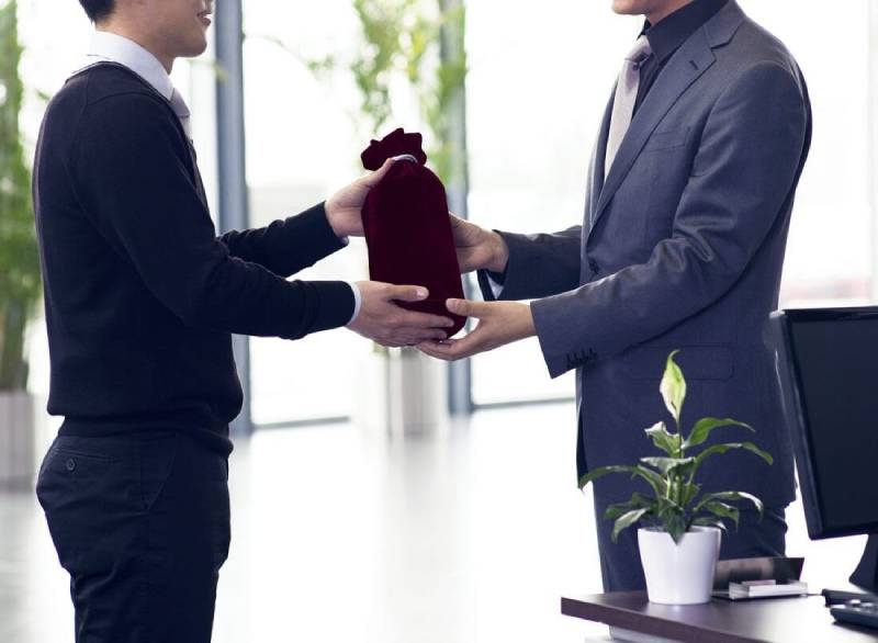 Ý nghĩa quà tặng doanh nghiệp thay lời tri ân