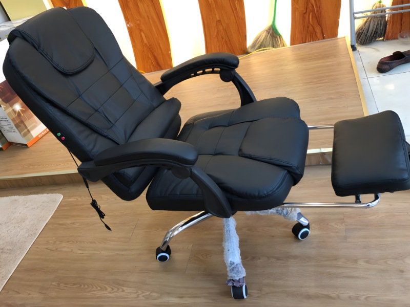 qua-tang-doi-tac-ghe-massage-van-phong