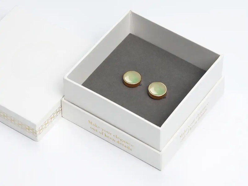 qua-tang-doi-tac-khuy-mang-set