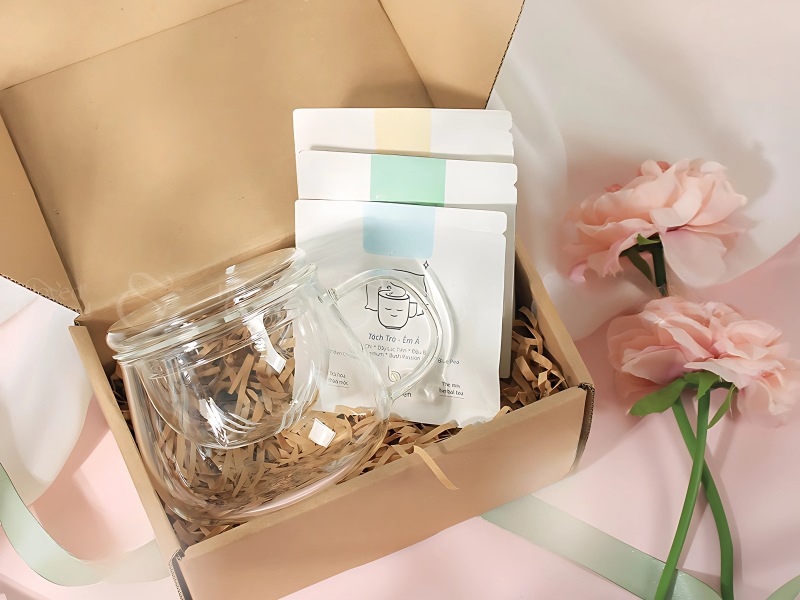 qua-tang-duoi-200k-set-tra-thao-moc