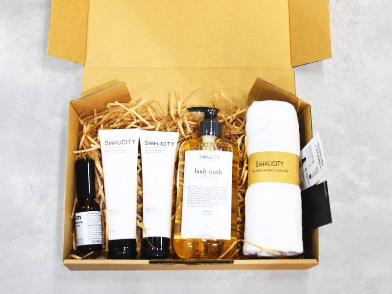 qua-tang-giang-sinh-cho-nam-my-pham-nam