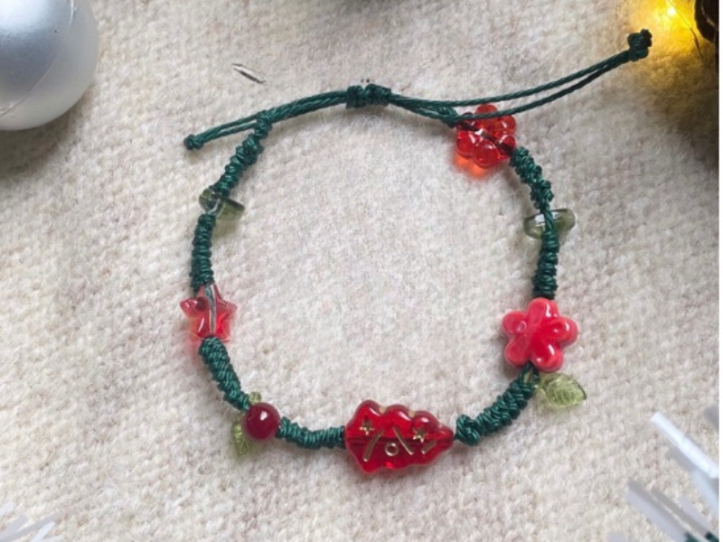 qua-tang-handmade-noel-vong-tay-mau2