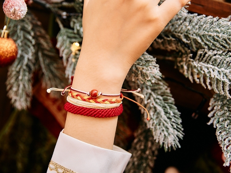 qua-tang-handmade-noel-vong-tay-mau3