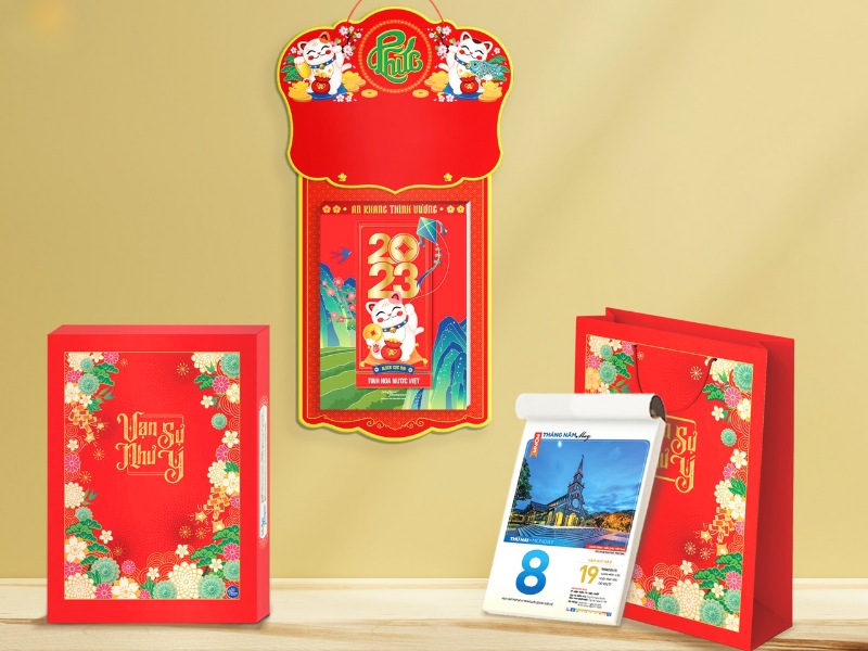 qua-tang-khach-nuoc-ngoai-lich-tet-truyen-thong