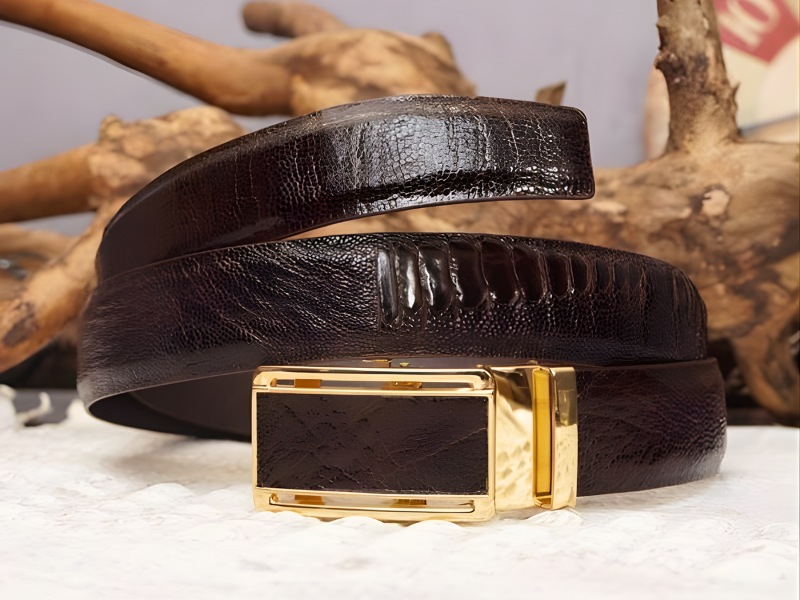 qua-tang-sep-nam-len-chuc-day-lung-da-that