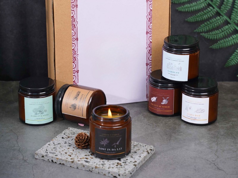 qua-tang-tri-an-khach-hang-VIP-bo-nen-thom