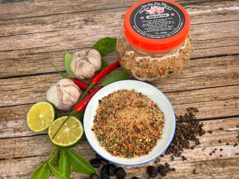 qua-tet-tay-bac-cham-cheo