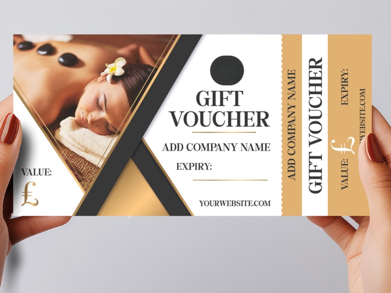 qua-trung-thu-tang-vo-voucher