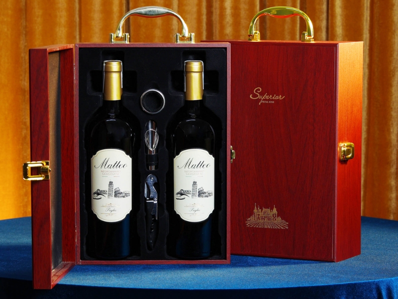 set-ruou-vang-bieu-tet