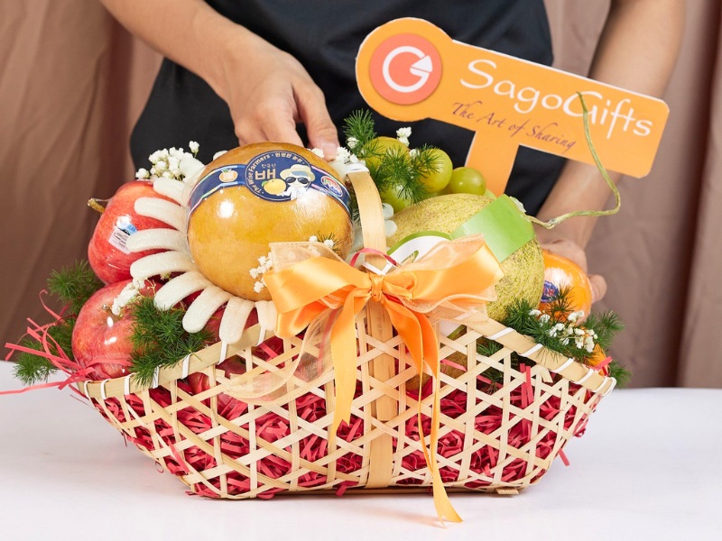 tang-qua-cho-me-gio-trai-cay