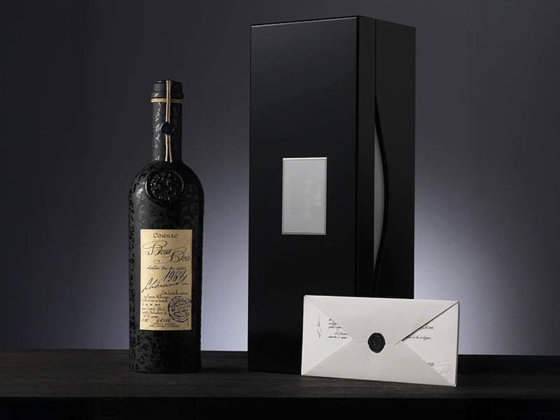 tang-qua-cho-sep-nuoc-ngoai-ruou-manh