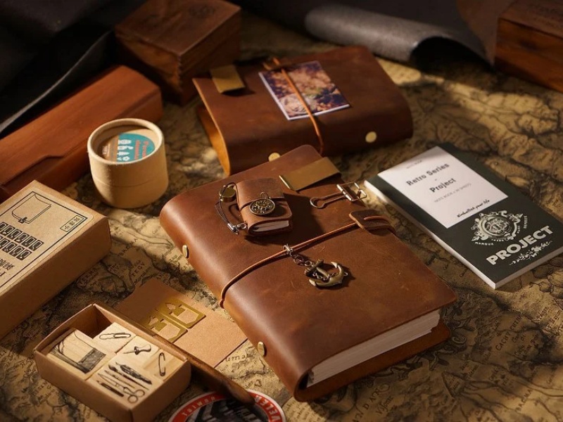 tang-qua-cho-sep-nuoc-ngoai-so-tay-da