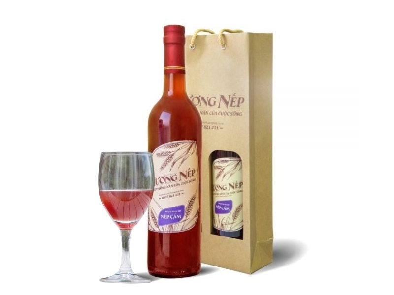 tang-qua-gi-cho-sep-nguoi-nhat-ruou-nep-cam