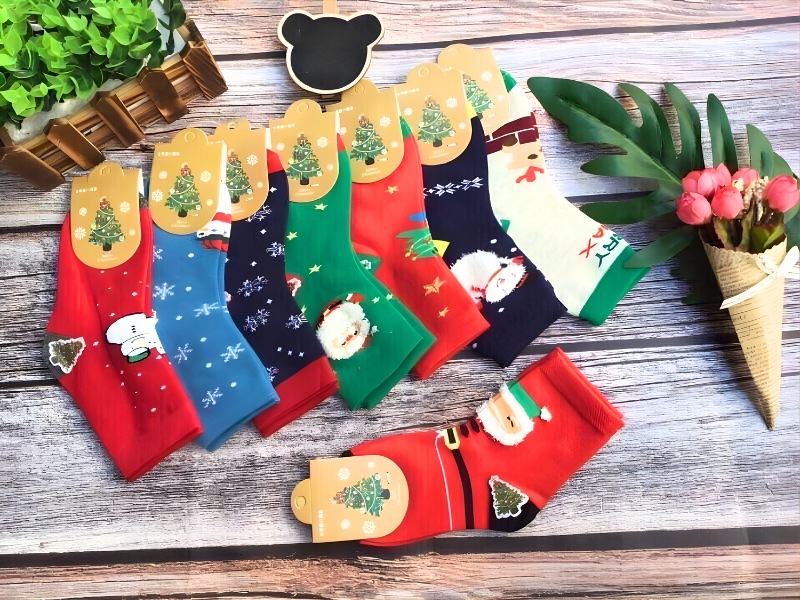 tang-qua-giang-sinh-cho-ban-be-tat-giang-sinh