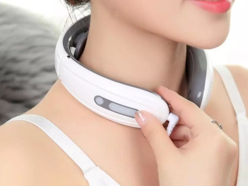 thiet-bi-massage-co-vai-gay