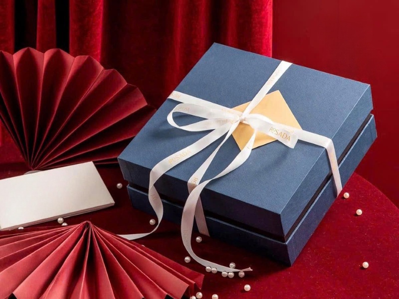 trang-tri-thiep-tet-goi-y-ket-hop