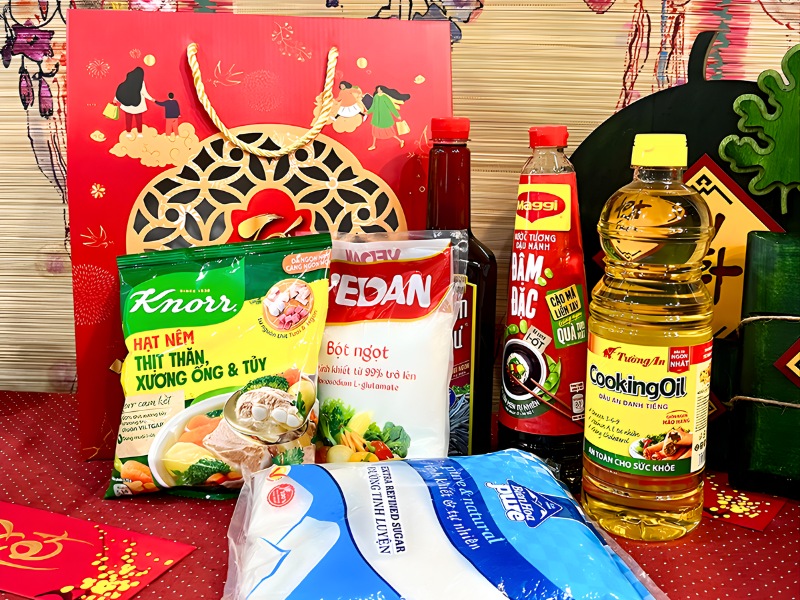 tui-qua-tet-300k-gia-vi